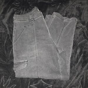 Time and Tru Women's Gray Ankle Jeans